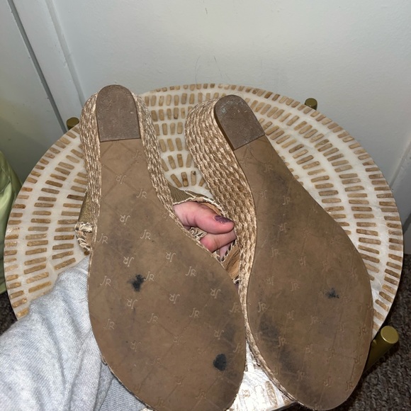 Shelby Wedge - Picture 4 of 5